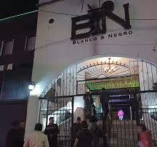Bares clausura